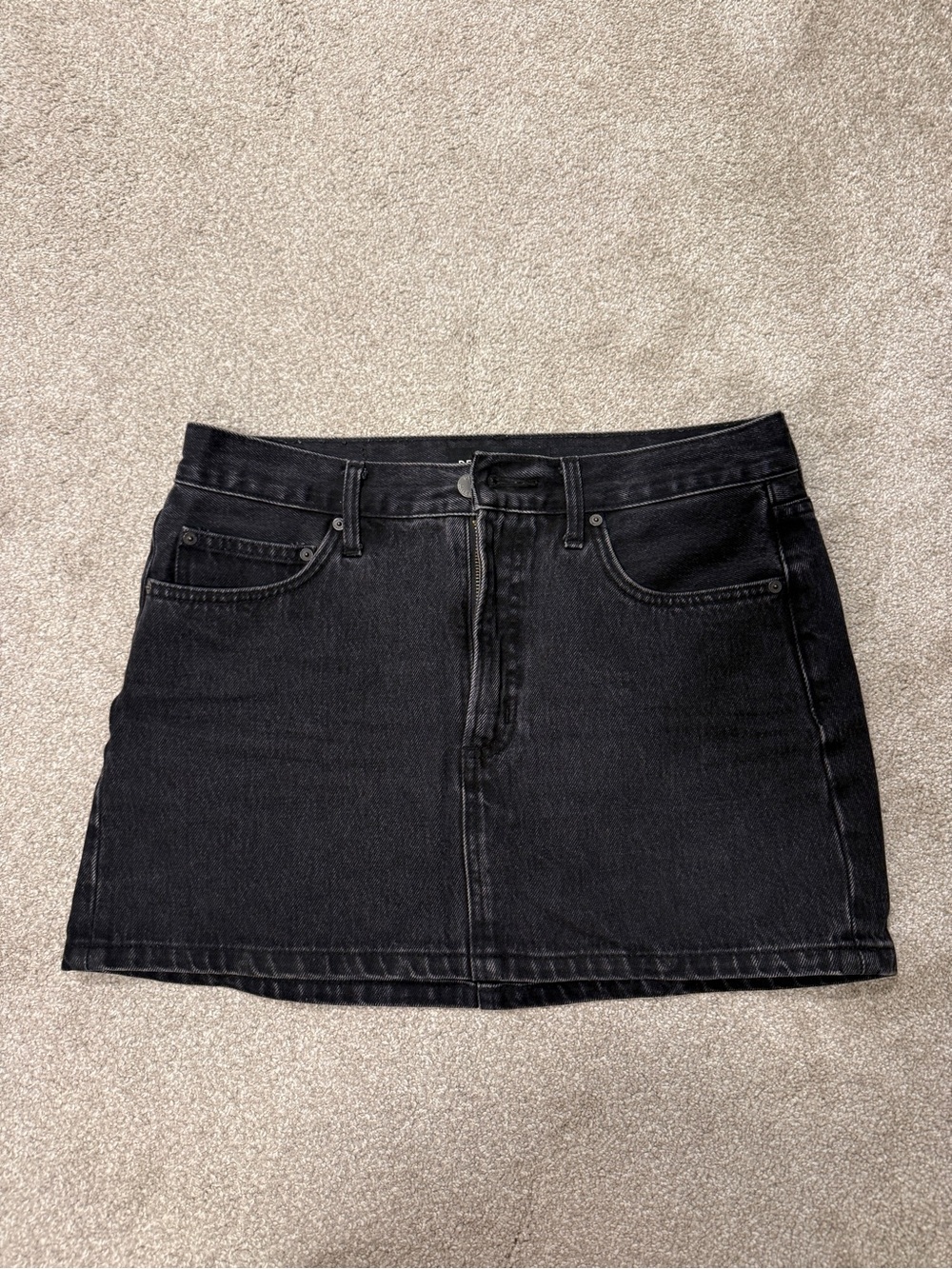 Aritzia Black Denim Forum 90s Ricci Skirt mini skirt